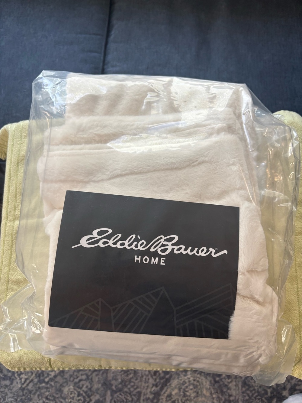 Eddie Bauer Plush Throw Blanket - Off-White/Cream